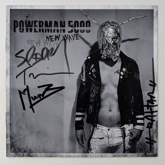 Powerman 5000 SIGNED New Wave CD With Full Band Autographed Booklet Spider
